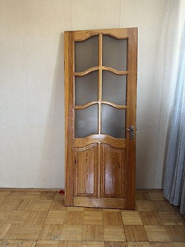 kaminlər: Taxta iç qapı – şüşəli dizayn - Material: təbii ağac, laklı səth - — 1