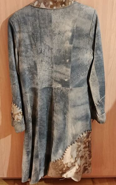 Dəstlər, kostyumlar: Qadınlar üçün uzun dəri/papaq dərisindən hazırlanmış paltok-kürk — 2