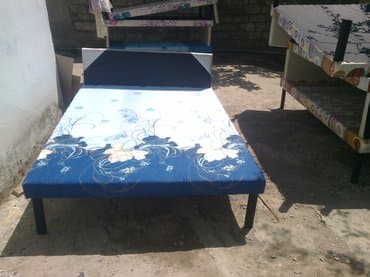 Kravat TEZE iki neferlik tezedir var 1 neferlikler 50 manat gundelik