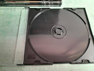 hande erçel piercing: CD disklər üçün kağız və plastik qablar satılır. Plastik qabın biri 1 — 3