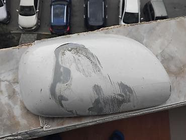 avto qaldirici: Sağ, Toyota 2008, 2008 il, Yaponiya, Ünvandan götürmə — 1