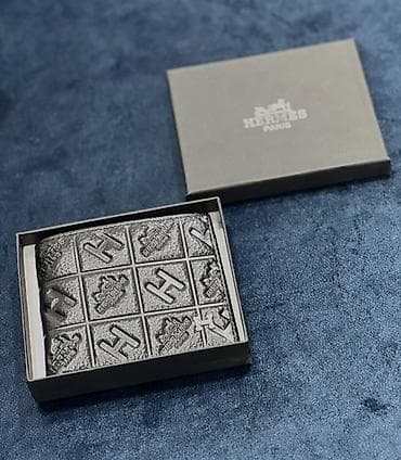Aksesuarlar: Hermes Paris kişinin pul kisəsi - Rəng: tünd boz/qartal qara - — 1