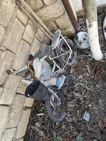 Uşaq geyimi və ayaqqabıları: Uşaq velosipedləri paketi Nevelerim xarice getdiyi ucun satiram Her — 4