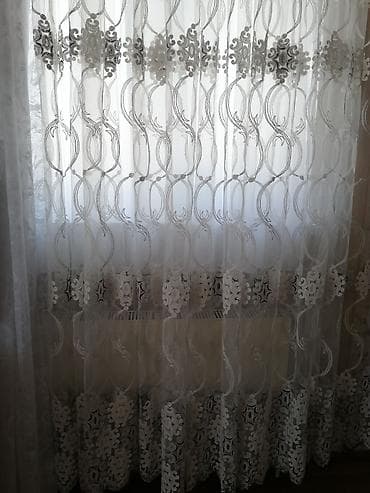 Təzə. Gloria pərdə tül galeriyasından alınıb. Real eni 6 metr, lakin 3