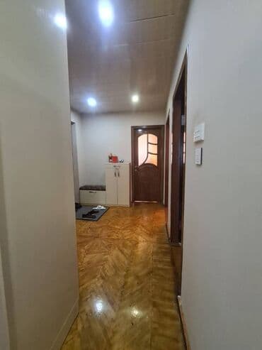 xacmazda satilan evler: Bakı, 3 otaqlı, Köhnə tikili, m. Qara Qarayev, 72 kv. m — 10