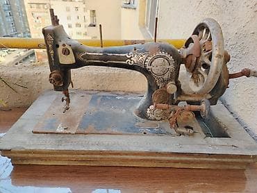 Antik mexaniki tikiş maşını – The Singer Manufacturing Co. (ornamentli — 4