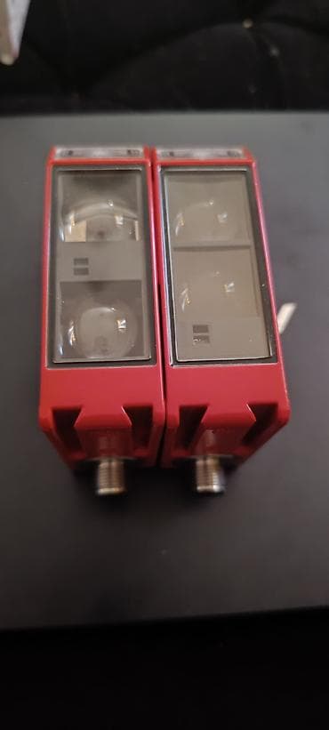 Nəqliyyat: Leuze fotoelektrik sensorlar toplusu - Model və part nömrələri: - PRK — 3