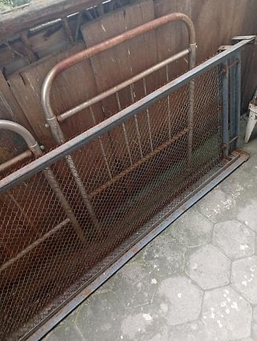 Setkall demir yataq.kravat. sovet lhtehsall.uzunluq 195sm eni 60sm