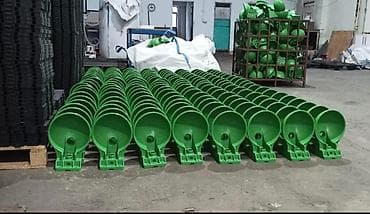 pişiklər pulsuz: Inək su qabı kasaları (heyvan içməliyi) iri buynuzlu və xırda — 2