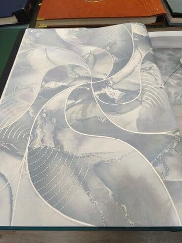 Dekorativ divar panelləri: Müasir dizaynlı divar kağızı - Rəng palitrası: boz, gümüşü və incə ağ — 1