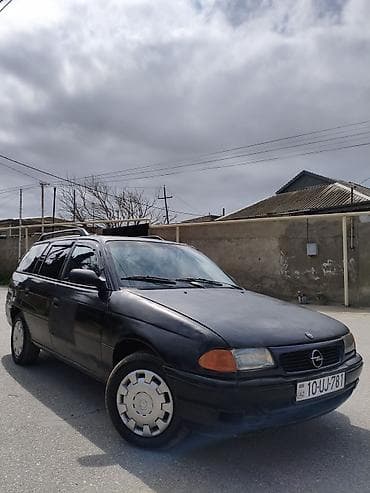 ford tranzit 1998: Opel Astra: 1.6 l | 1996 il Universal — 2
