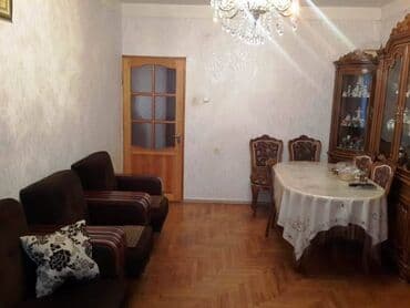 9 mkr 3 otaqli evler: Bakı, 3 otaqlı, Köhnə tikili, 64 kv. m — 3