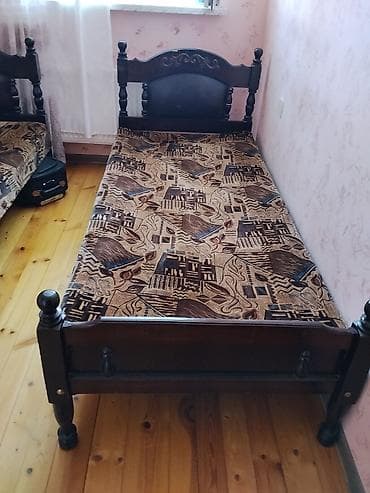 komplekt: Taxta tək nəfərlik çarpayılar (2 ədəd) - Material: kütləvi taxta — 2