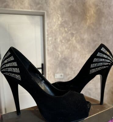 туфли новая не одевала не разу: Qadın klassik tufli – stilettos - Rəng: açıq bej/nude - Material — 5