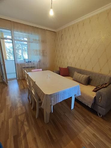 4 cu Mkr. Yeni Temirli 2 ataqli Ev Kiraye verilir. 5 mərtəbəli binanın