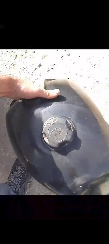 yanacaq ceni: Moped/Motosiklet üçün yanacaq çəni - Material: metal - Rəng: qara — 2