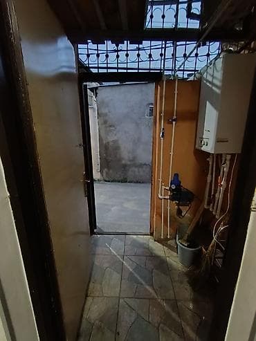 kiraye evler suraxani emircan: 1 otaqlı, 35 kv. m — 2
