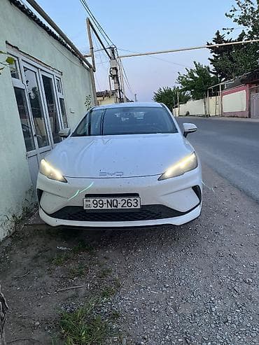 Taksi sürücüsü tələb olunur, Nəqliyyat təmin edilir, Həftəlik ödəniş, 3-5 illik təcrübə