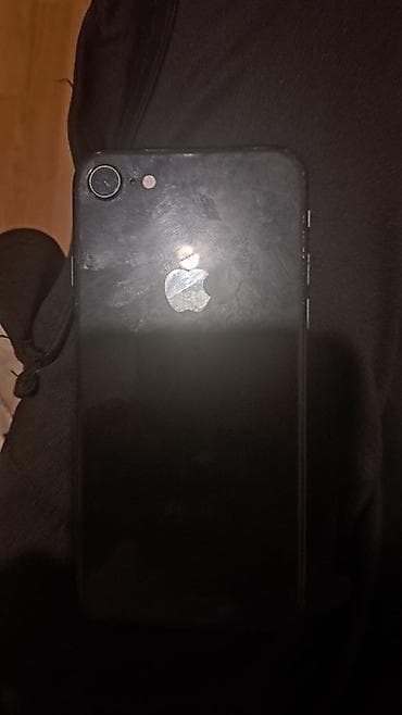 iphone 5s ekranı: Space Gray, Barmaq izi — 6