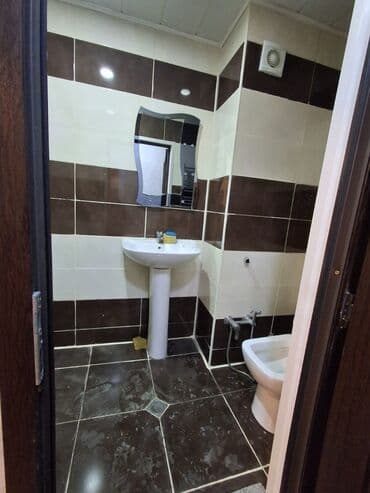 sumqayitda kiraye evler 1 otaqli 2022: Xırdalan Kristal 1-də tam təmirli mənzil kirayə verilir. Mənzil Yarım — 8