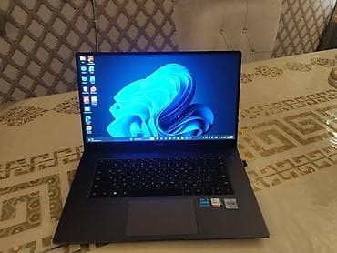 Huawei noutbuk + qoruyucu çanta - Model: Huawei (şəkillərdə) -