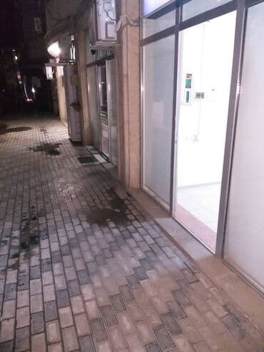 gence masaj salonu: Obyekt 12-ci mərtəbəli binanın 1-ci mərtəbəsində yerləşir, zirzəmi və — 4