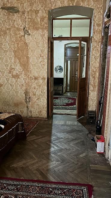 bakide kiraye evler: Bakı, 3 otaqlı, Köhnə tikili, m. Sahil, 100 kv. m — 3