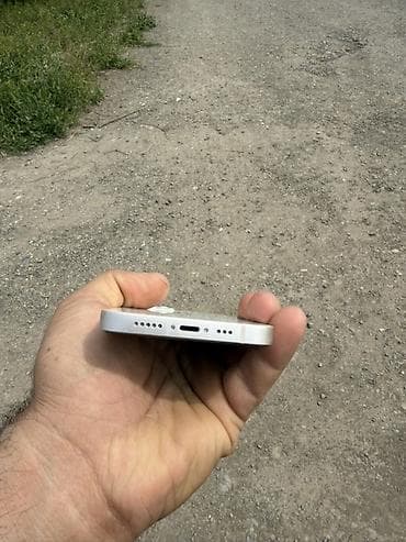 iphone 2 el: IPhone 13, 128 GB, Ağ — 3