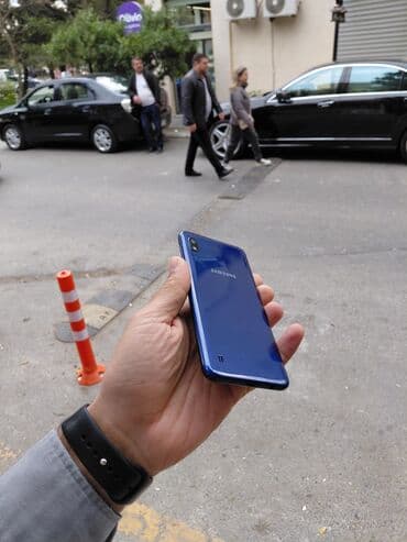 samsung a54 qiymeti irşad: Samsung Galaxy A10, 32 GB, rəng - Göy, Düyməli, Sensor, İki sim kartlı — 2