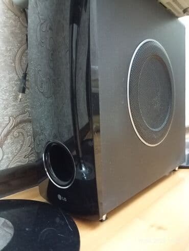 5 1 səs: İşlənmiş LG Kolonka, Növ - Ev kinoteatrı üçün, rəng - Qara — 9