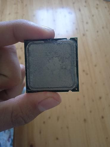 masa ustu kompüter: Prosessor Intel Core 2 Duo 8200, 2-3 GHz, 2 nüvə, İşlənmiş — 1