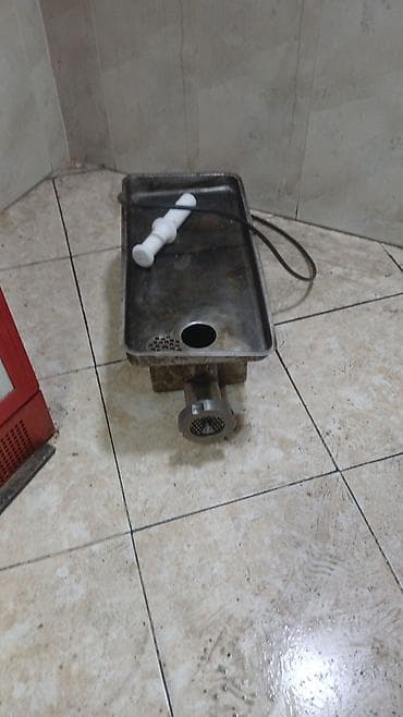 Soyuducu avadanlığı: Peşəkar iaşə avadanlıqları paketi 1) Soyuduculu iş masası və üst — 5