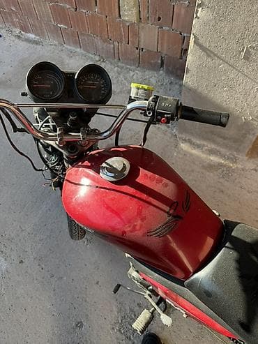 Salam alekum kredit yoxdu barter marağlıdı üstündəki sc arginaldı arxa