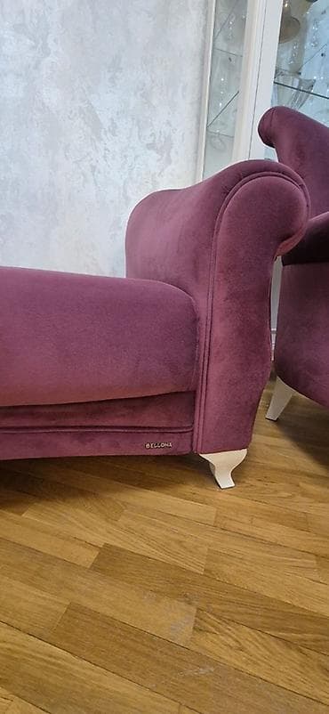 divan kohnə: Açılan divan satılır. Klassik üslubda hazırlanmış, yumru kənarlı — 7