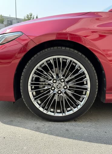 formula təkərləri: Toyota orijinal yüngül lehimli disklər və şinlər komplekti 4 ədəd - — 1