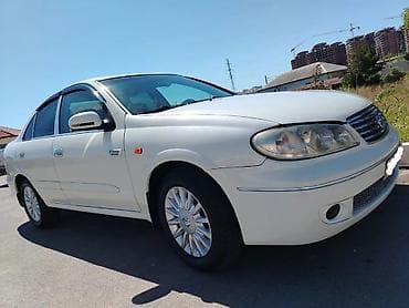 Nissan Sunny: 1.6 l | 2008 il Sedan