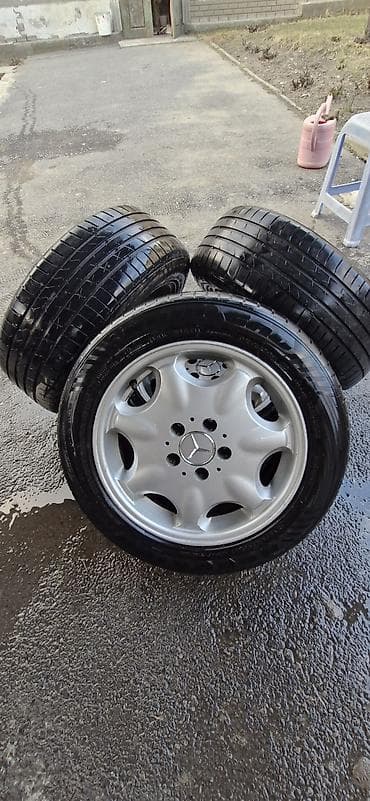 disk r18: Колесо Mercedes-Benz 215 / 55 / R 16, 5 Болтов — 4