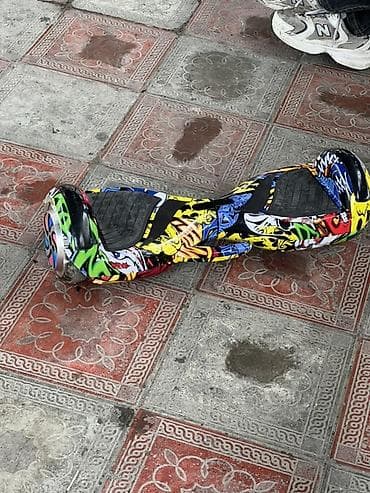 Elektrik nəqliyyatı: Heçbir problemi yoxdu. Graffiti dizaynlı 2 təkərli hoverboard — 2