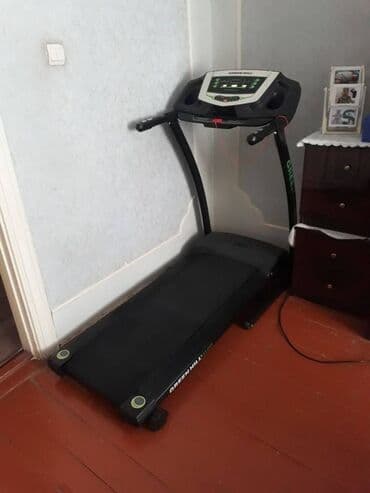 Спорт и отдых: Orginal alman trenajorlaridir munasib qiymetlerle . Burda yazilan — 1