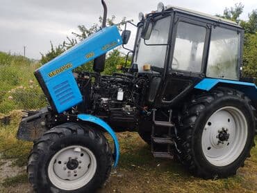 qosqu: Belarus 892 traktoru - Güclü dörd silindrli dizel mühərrik, yüksək — 3