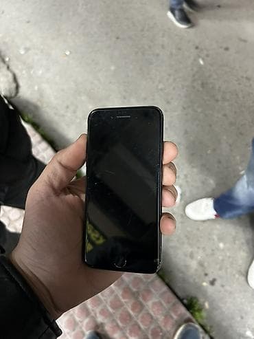 IPhone SE 2020, Qara, Qırıq
