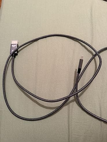 displayport dvi kabel: USB-C to DisplayPort kabeli – 8K 60Hz - Uclar: USB‑C (mənbə) → — 3