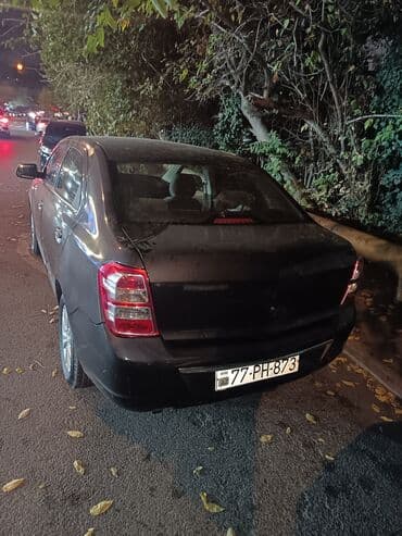 авто в кредит: Chevrolet Cobalt sedan - Kuzov: 4 qapılı sedan, tünd boz rəng - — 2