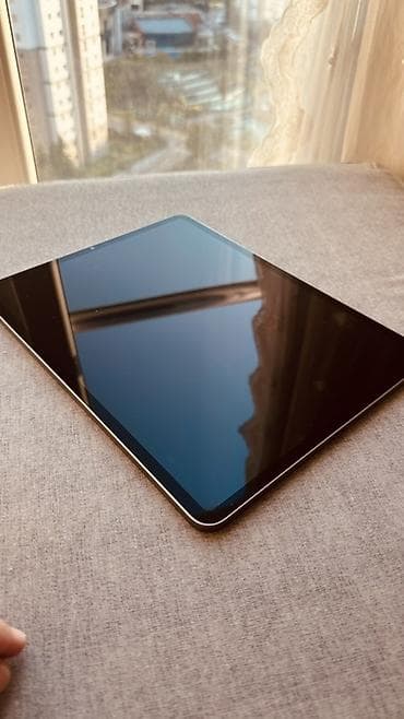 Apple iPad: İşlənmiş Apple iPad Pro, 12,9", 128 GB, Ünvandan götürmə — 4