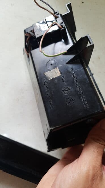 in ve yan: W202 külqabı — 6