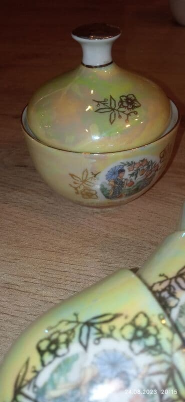 kofe servisi: 80 ci illerin madonna kofe desti. 100 — 4