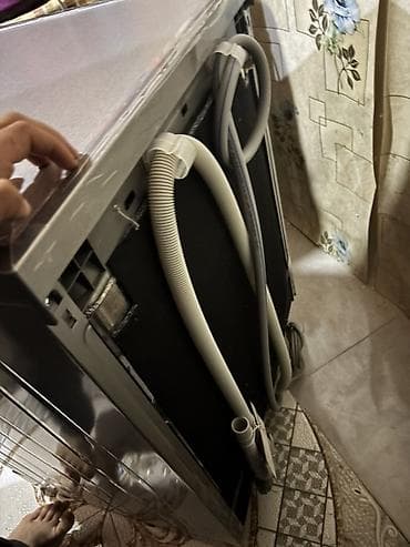 sonifer blender 4 in 1: Beko qabyuyan maşın. Paslanmayan polad rəngli korpusa malik, ayrıca — 3