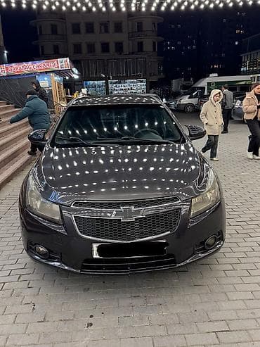 turbo.az vaz 21 04: Chevrolet Cruze sedan - Korpus: 4 qapılı sedan, yas asfalt - Mühərrik — 4