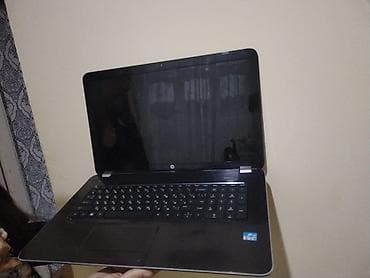 HP Pavilion noutbuk - Ekran: 15.6" HD (1366×768), parlak panel -