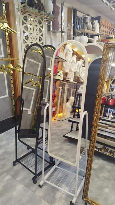 asma güzgü: Güzgü Divar üçün — 1